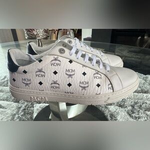 Pre owed MCM Men's Terrain Derby Visetos Lace Up Sneakers In White Size 40 /US 8